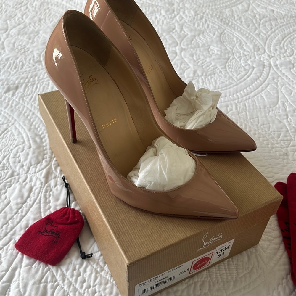 Pigalle Follies 100 patent color Nude